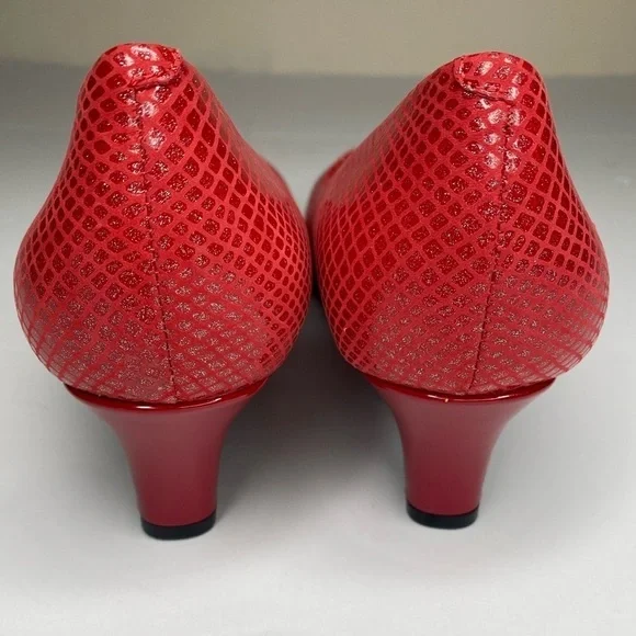 Trotters Fab Red Almond Toe 2” Pump Heel Sz 9.5 - Picture 5 of 13